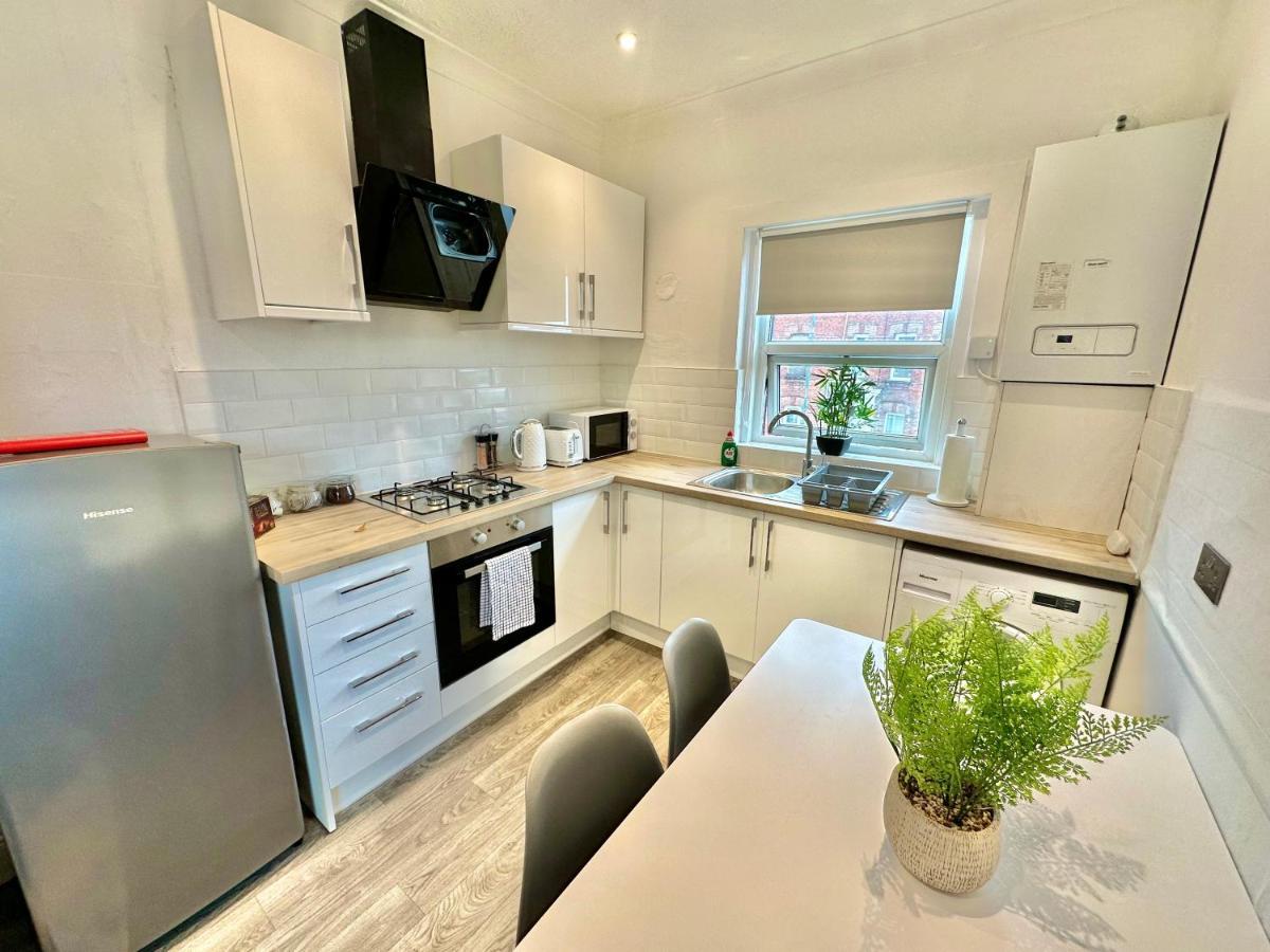 Chic Apartment In Central Bournemouth With Parking Ngoại thất bức ảnh