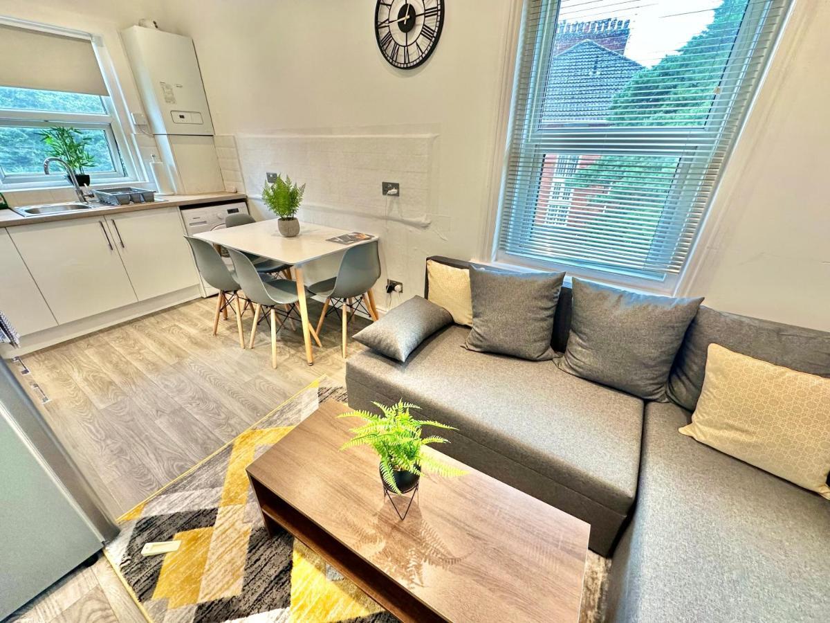 Chic Apartment In Central Bournemouth With Parking Ngoại thất bức ảnh